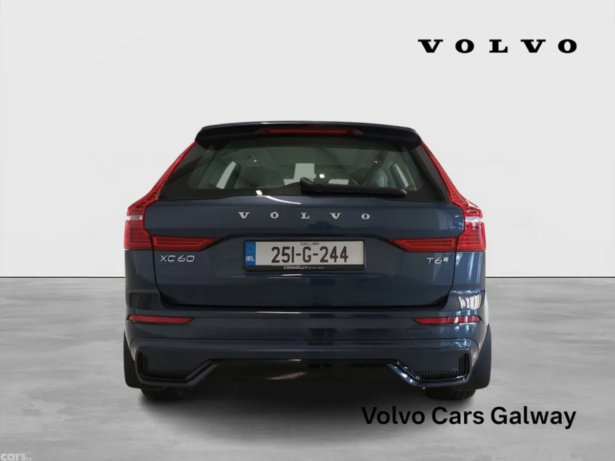 Volvo XC60 SUV, Petrol Plug-in Hybrid, 2025, Blue