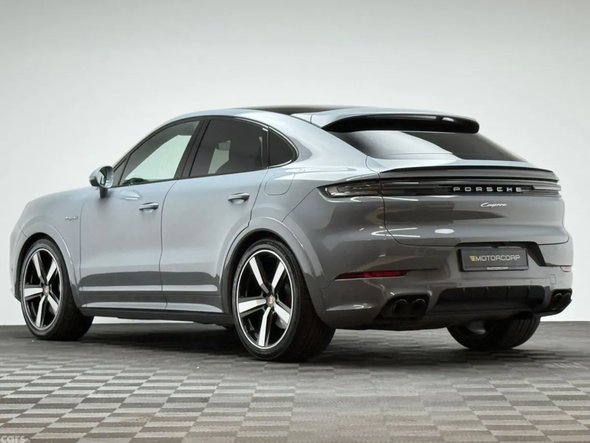 Porsche Cayenne Coupe, Petrol Plug-in Hybrid, 2025, Grey