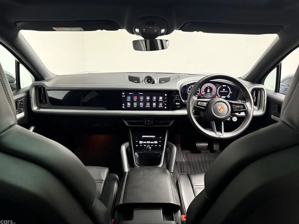 Porsche Cayenne Coupe, Petrol Plug-in Hybrid, 2025, Grey