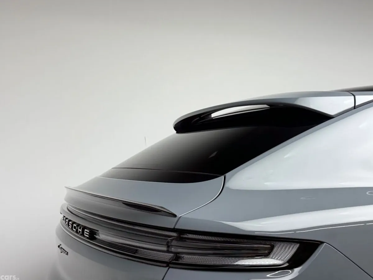 Porsche Cayenne Coupe, Petrol Plug-in Hybrid, 2025, Grey