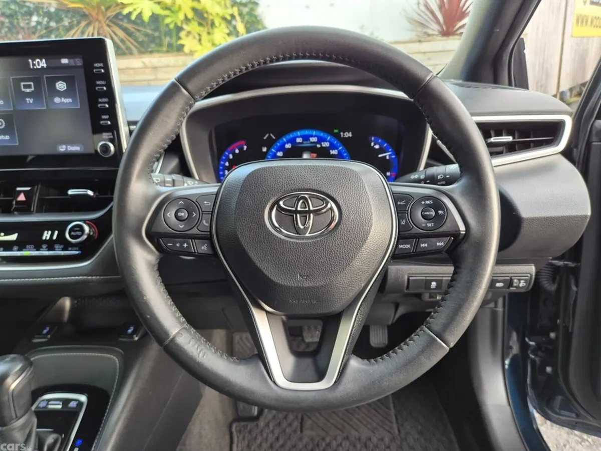 Toyota Corolla Hatchback, Petrol Hybrid, 2021, Blue
