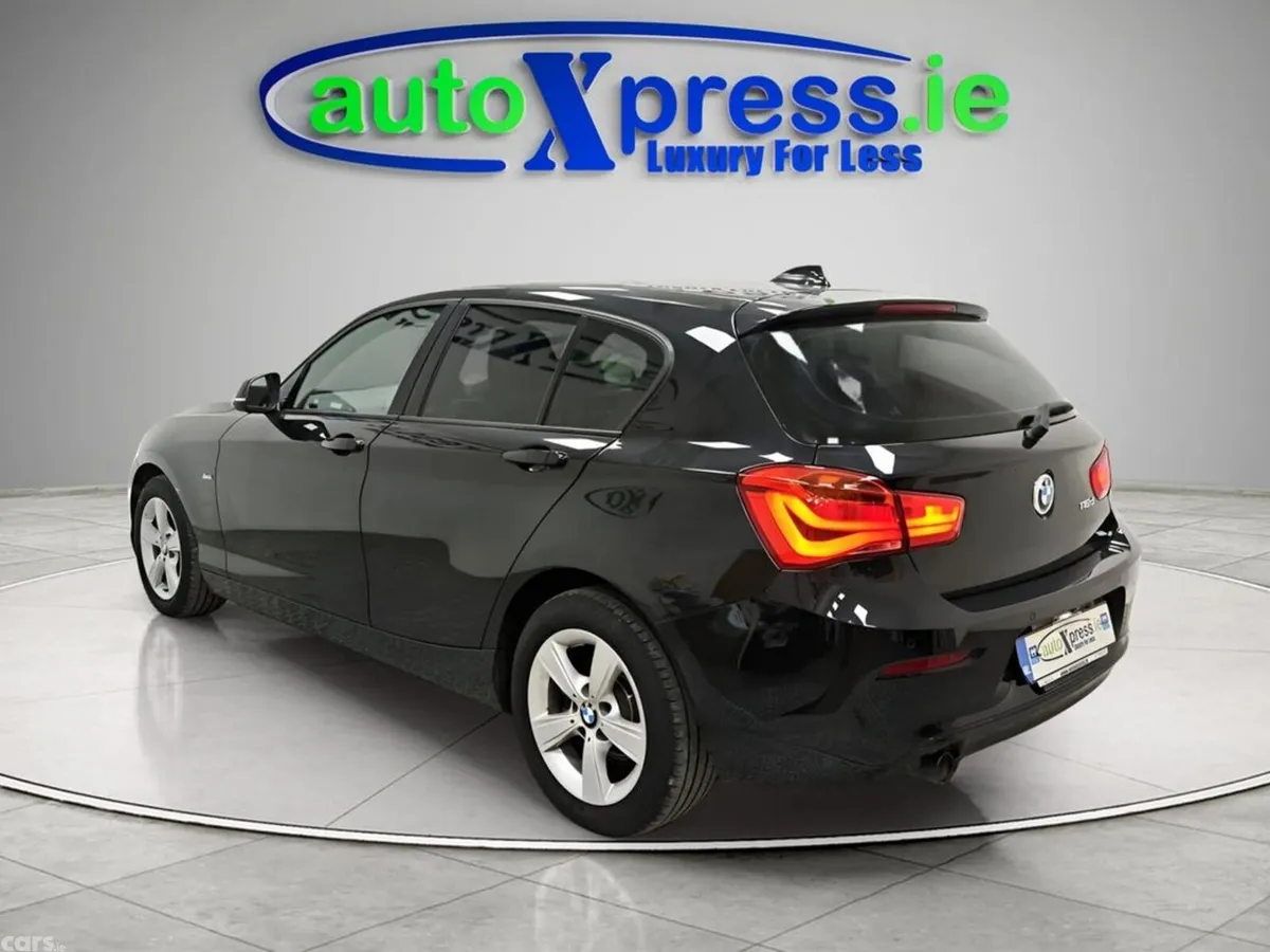 BMW 1-Series Hatchback, Diesel, 2017, Black