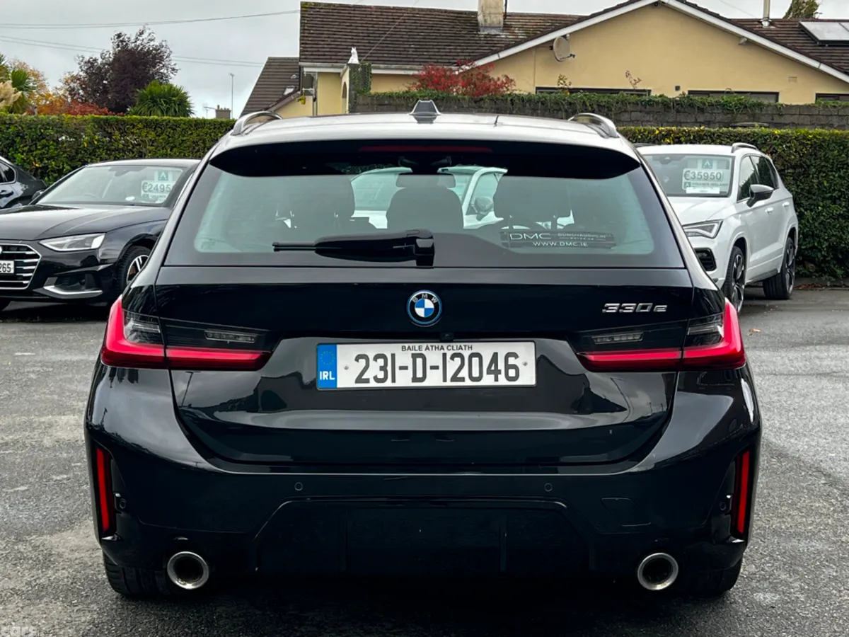 BMW 3-Series Estate, Petrol Plug-in Hybrid, 2023, Black