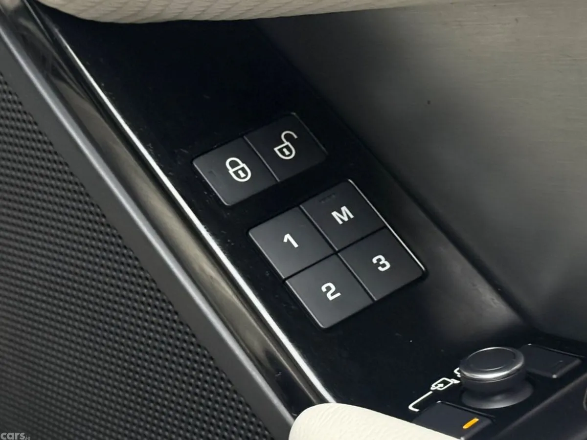 Land Rover Range Rover Velar SUV, Diesel, 2019, Black