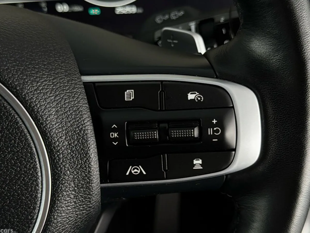 Kia Sportage SUV, Petrol Plug-in Hybrid, 2024, Grey