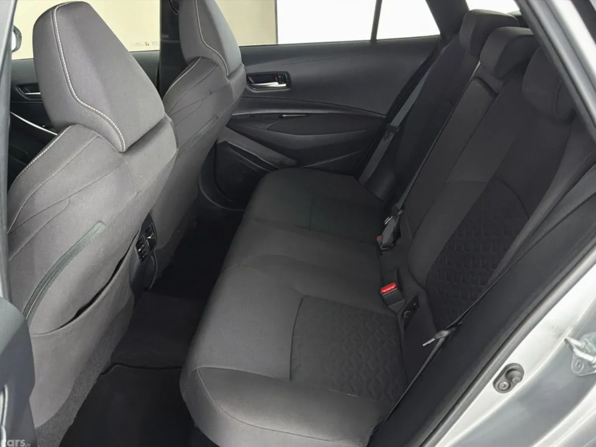 Suzuki Swace Estate, Petrol Hybrid, 2023, Silver