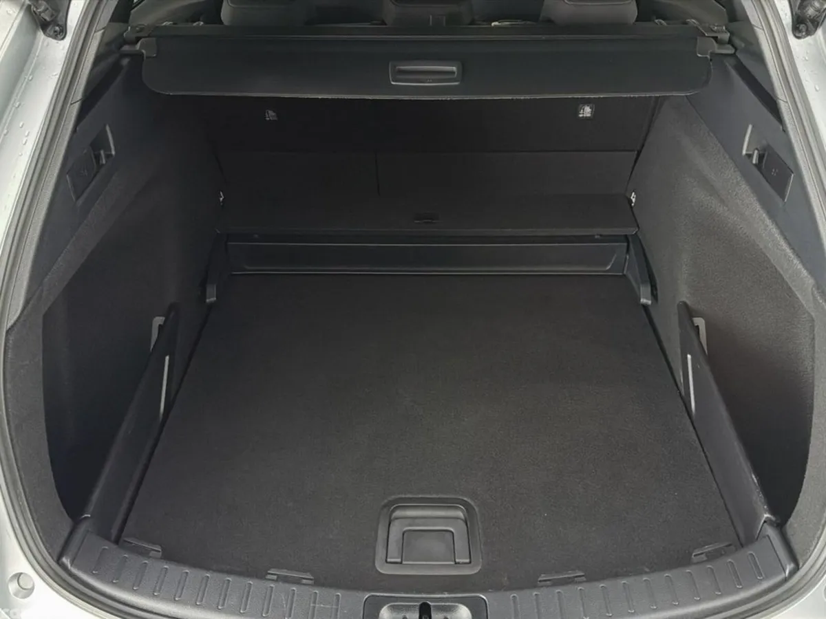 Suzuki Swace Estate, Petrol Hybrid, 2023, Silver