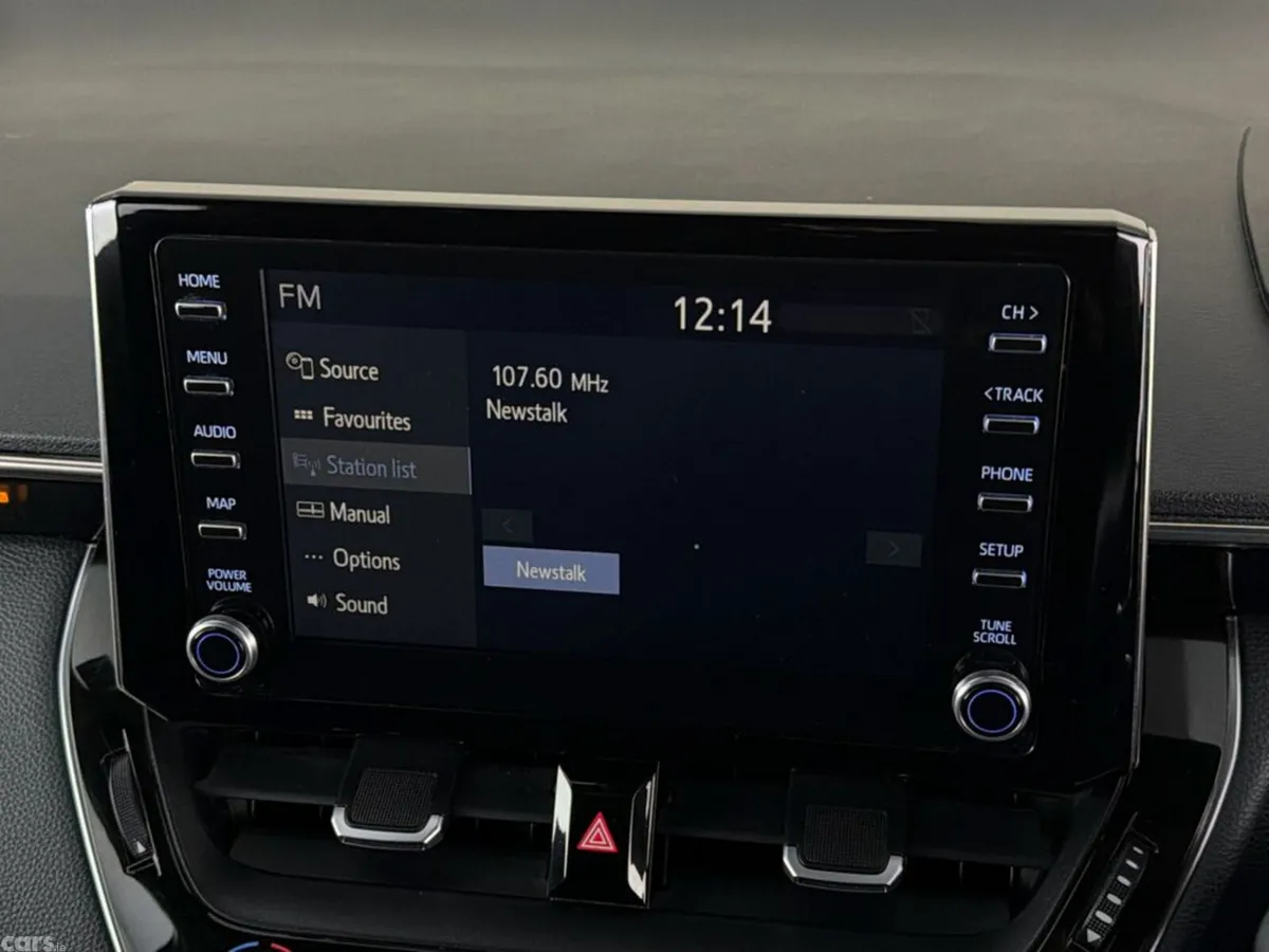 Suzuki Swace Estate, Petrol Hybrid, 2023, Silver