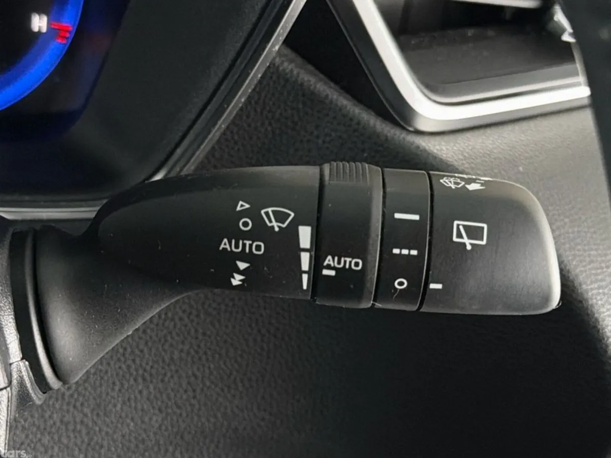 Suzuki Swace Estate, Petrol Hybrid, 2023, Silver