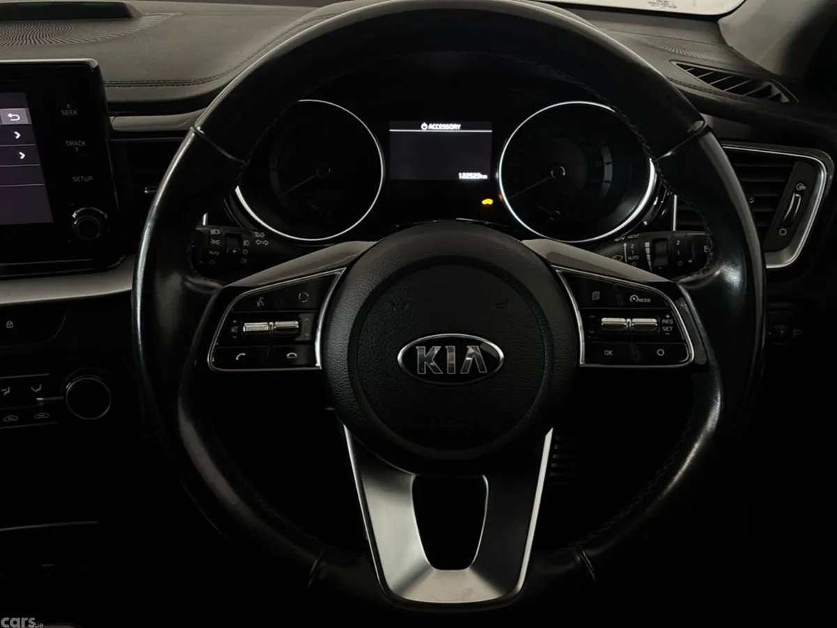 Kia Ceed Estate, Petrol Plug-in Hybrid, 2021, Grey