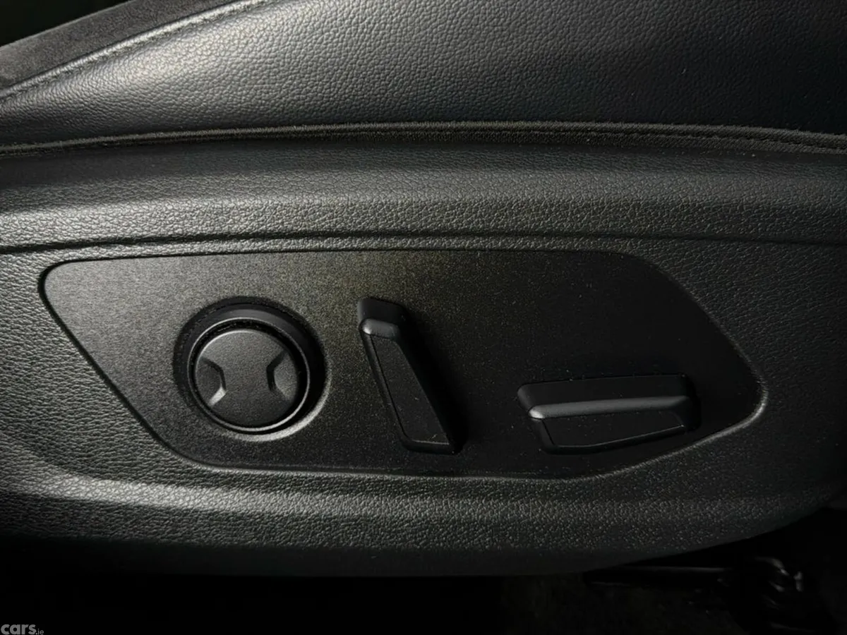 Kia Sportage SUV, Petrol Plug-in Hybrid, 2024, Grey