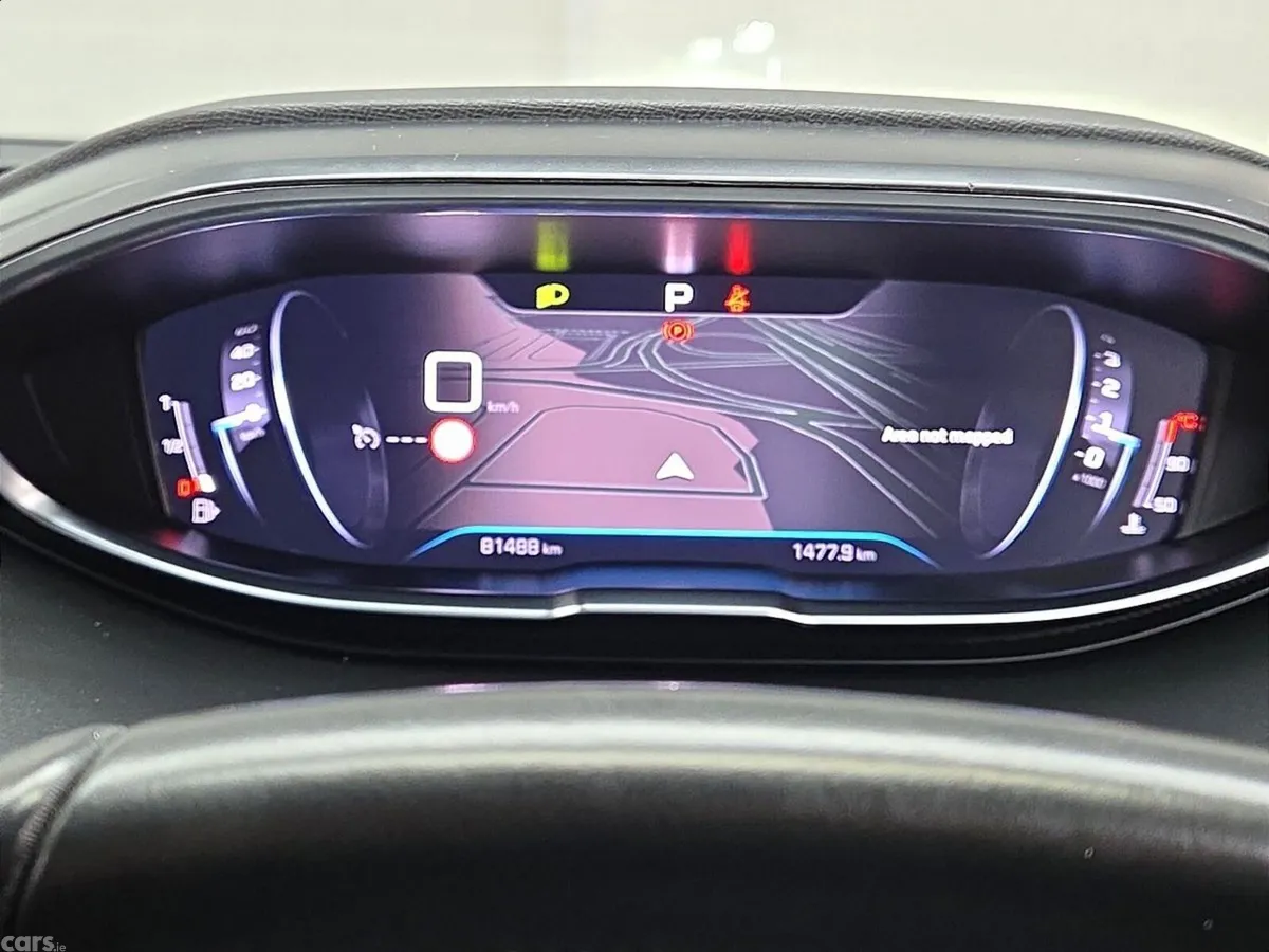 Peugeot 5008 MPV, Diesel, 2023, Black