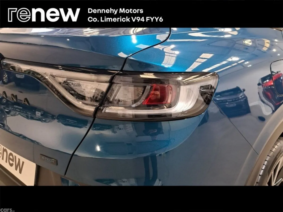 Renault Arkana Hatchback, Petrol, 2025, Blue