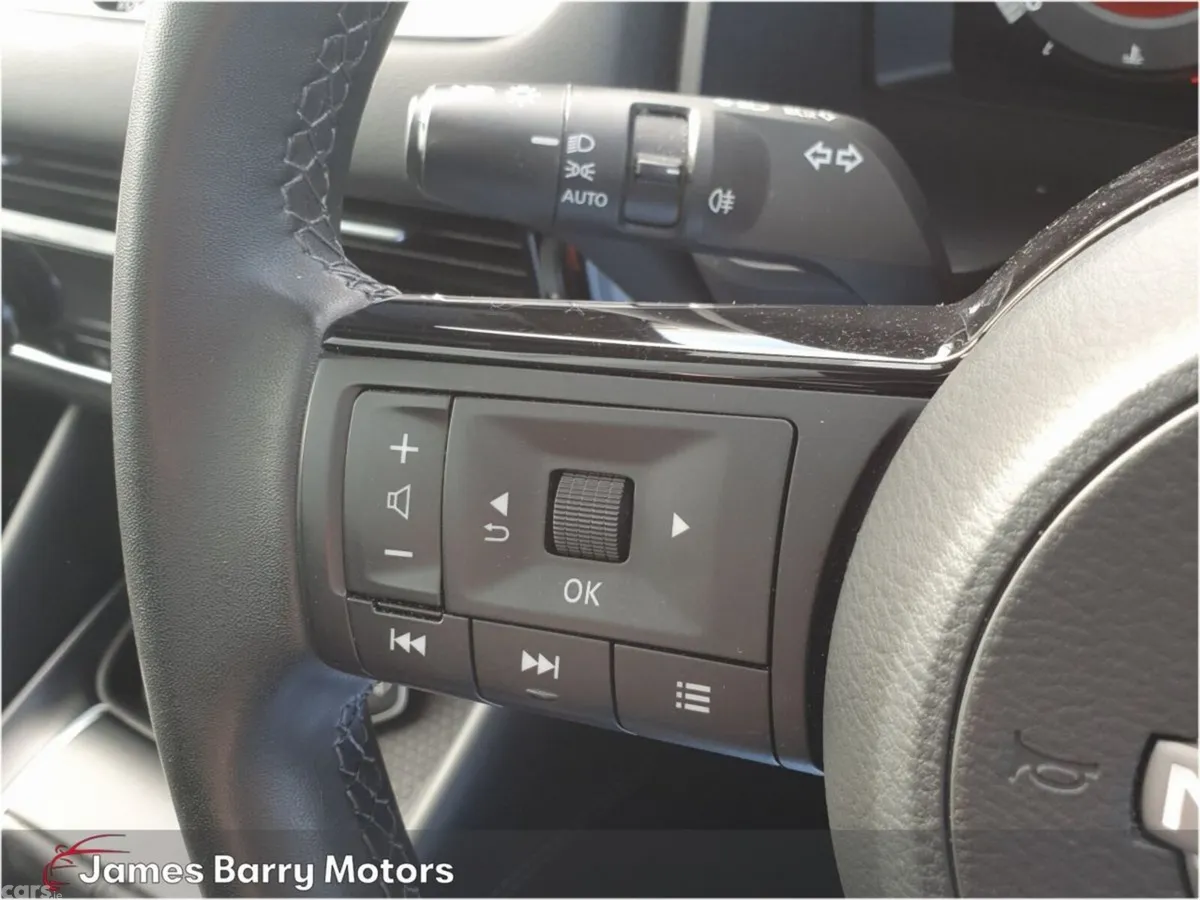 Nissan Qashqai MPV, Petrol, 2024, Grey