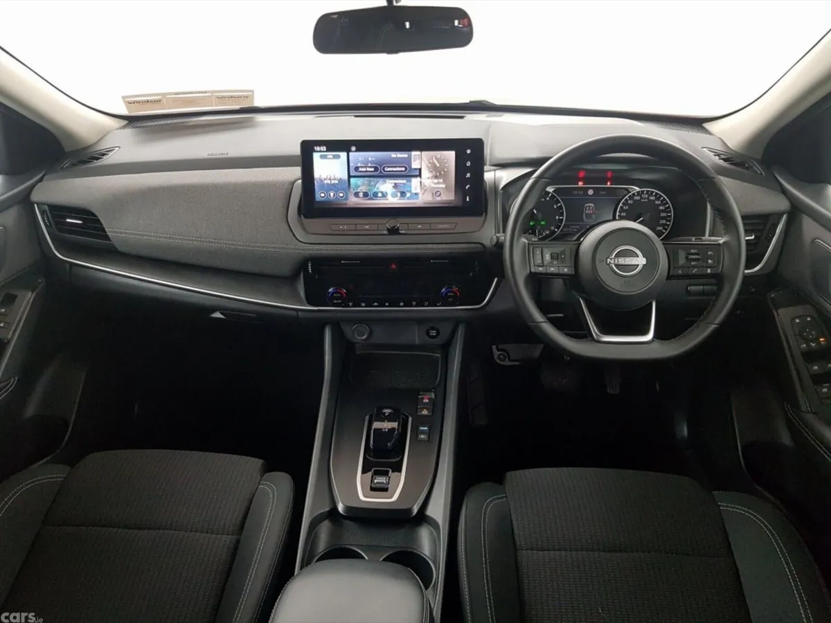 Nissan Qashqai MPV, Petrol Hybrid, 2026, Red