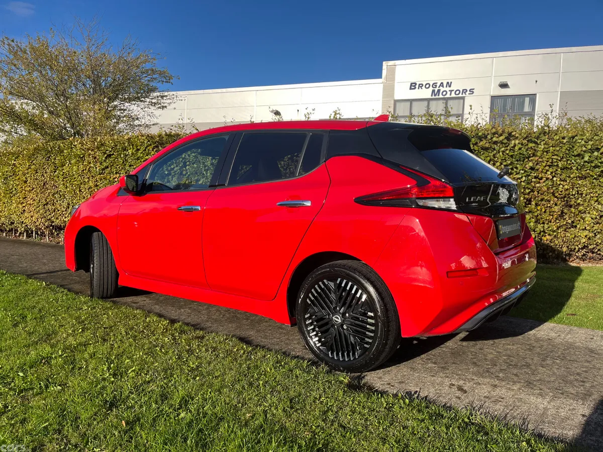 Nissan Leaf Hatchback, Electric, 2022, Red