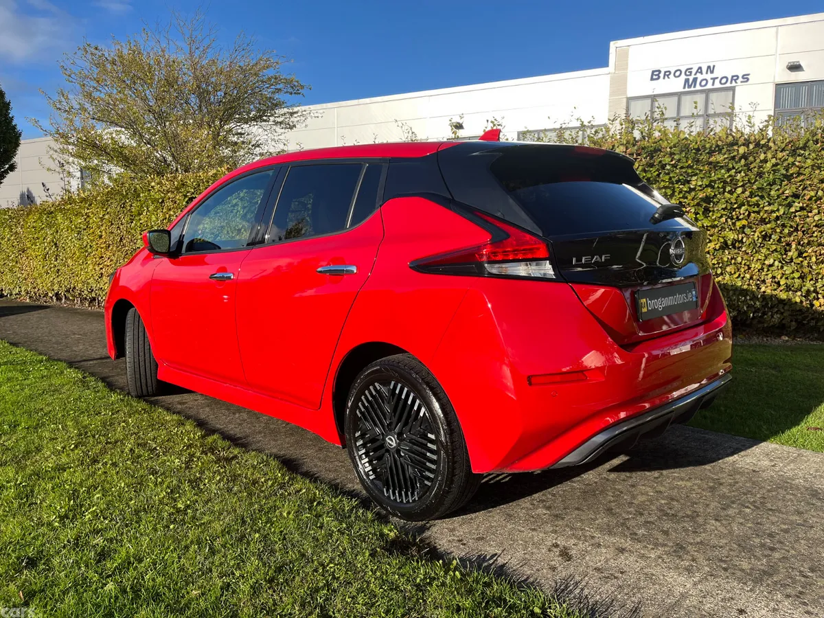 Nissan Leaf Hatchback, Electric, 2022, Red
