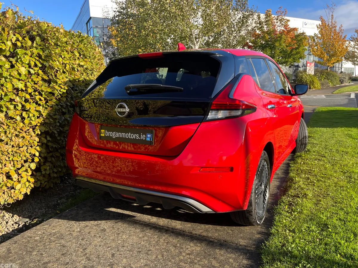 Nissan Leaf Hatchback, Electric, 2022, Red