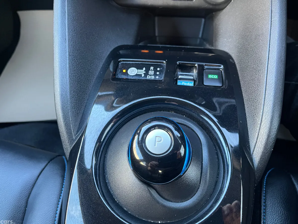 Nissan Leaf Hatchback, Electric, 2022, Red
