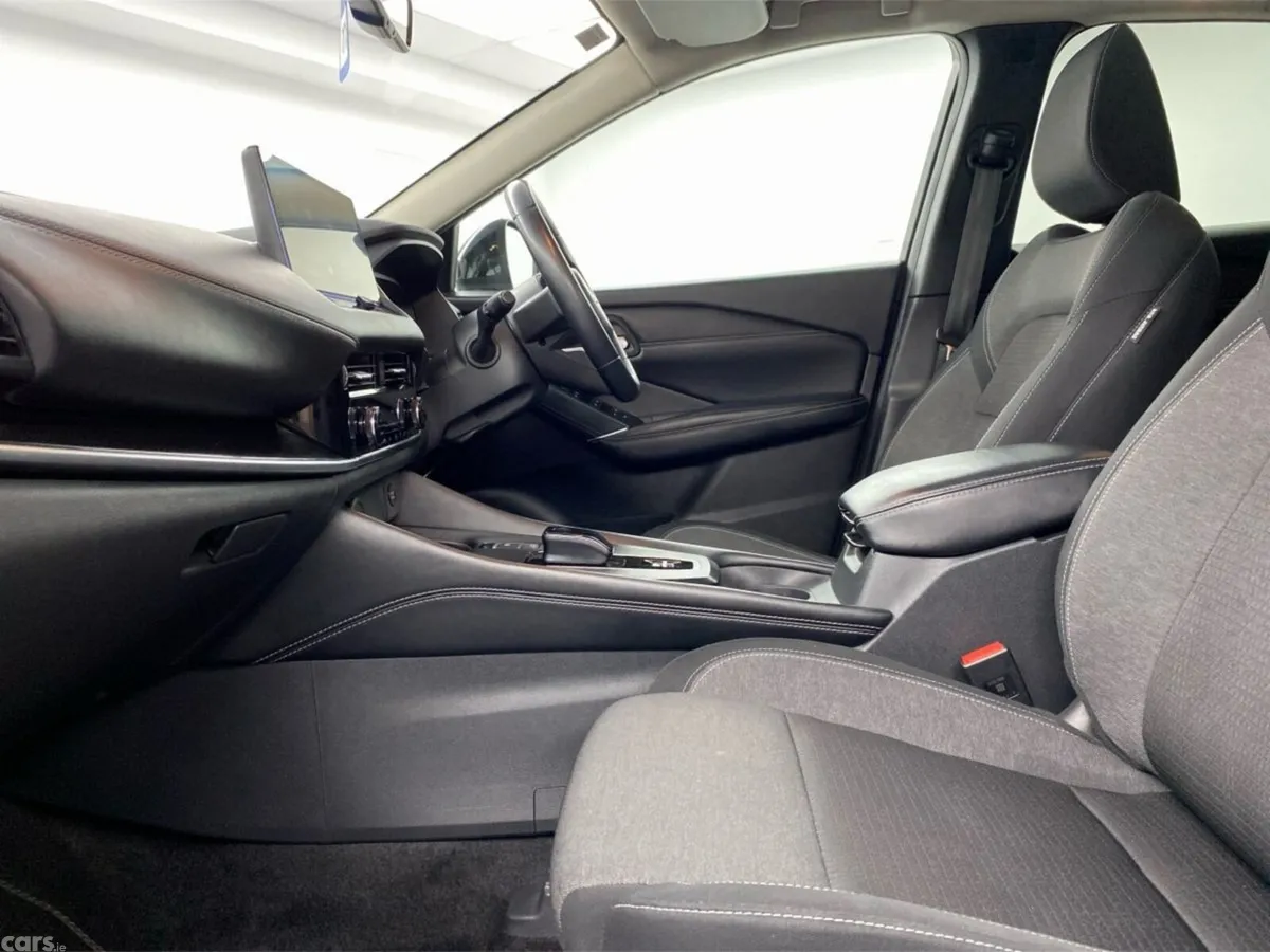 Nissan Qashqai MPV, Petrol, 2023, Blue
