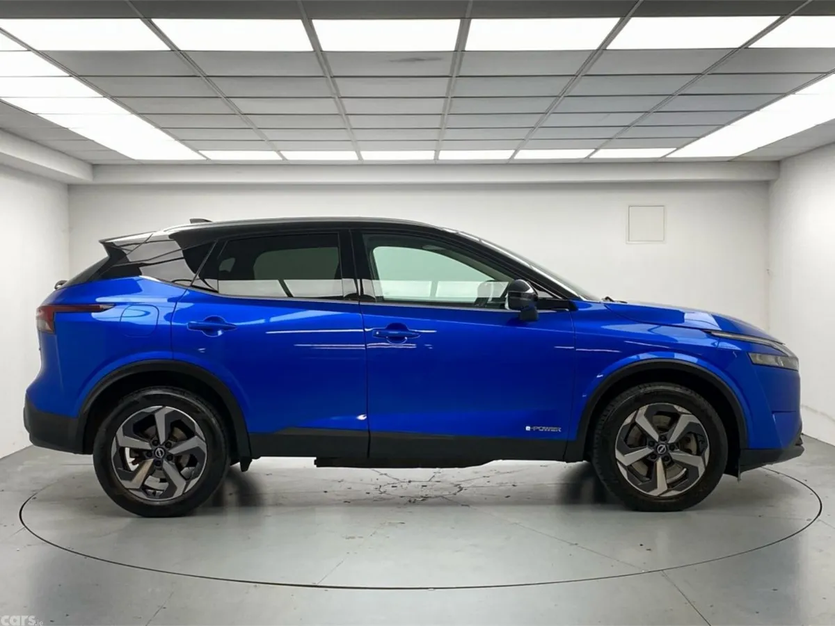 Nissan Qashqai MPV, Petrol, 2023, Blue