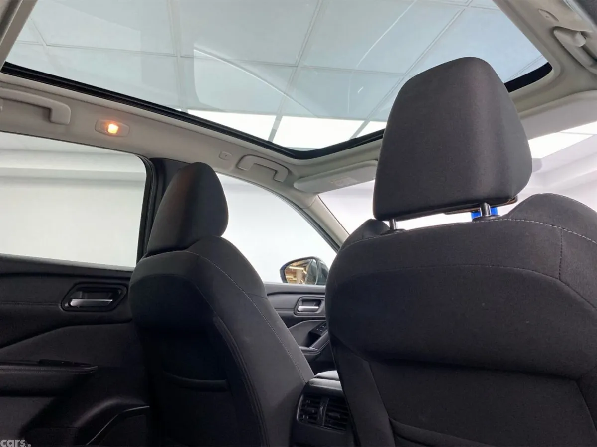 Nissan Qashqai MPV, Petrol, 2023, Blue