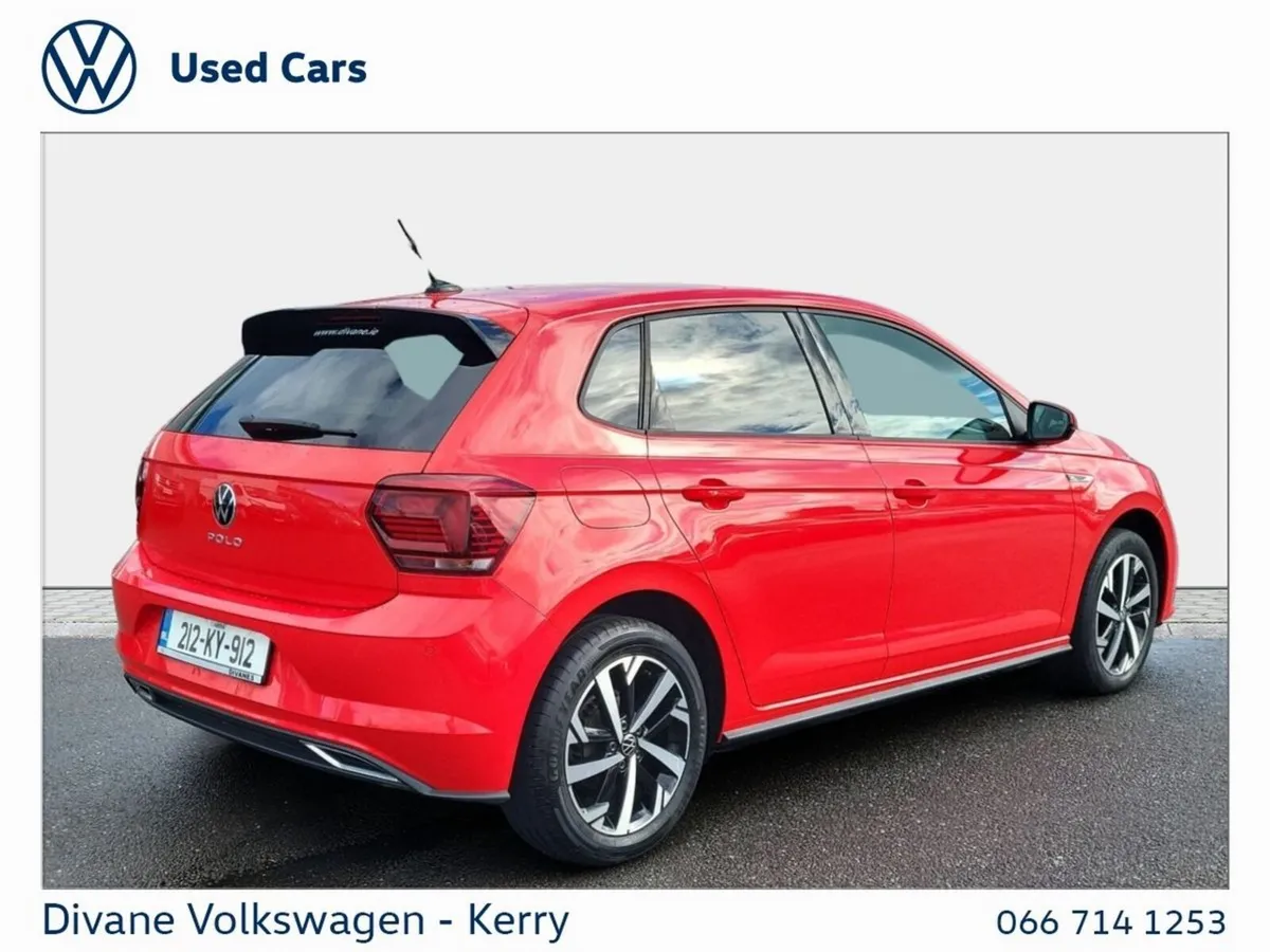 Volkswagen Polo Hatchback, Petrol, 2021, Red