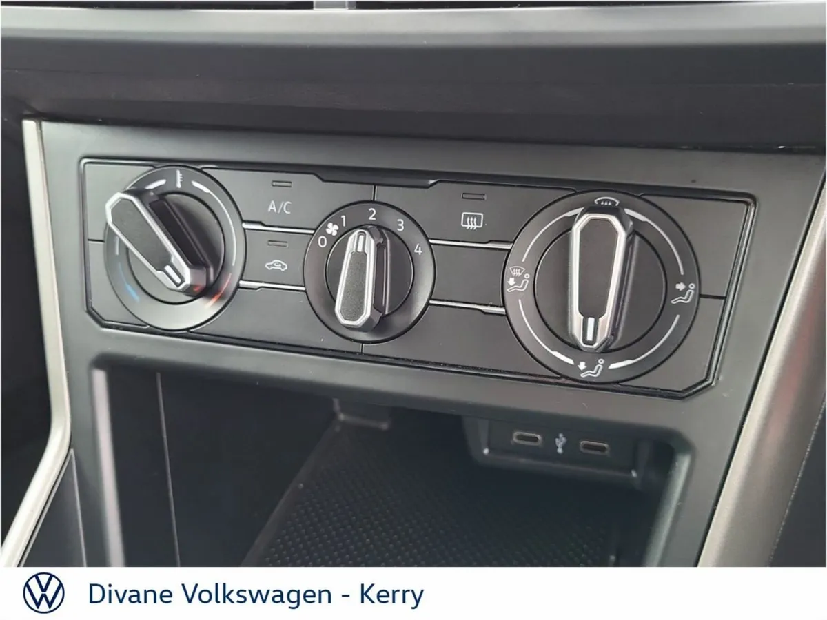 Volkswagen Polo Hatchback, Petrol, 2021, Red