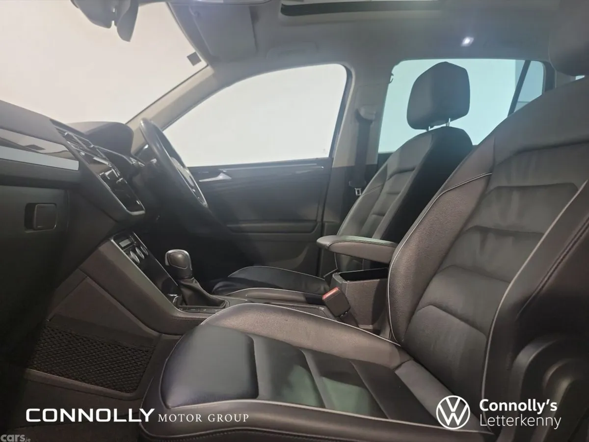 Volkswagen Tiguan SUV, Petrol, 2020, Black