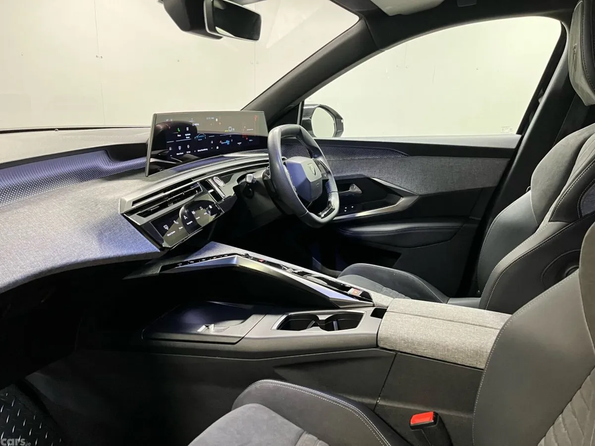 Peugeot 3008 SUV, Electric, 2025, Black