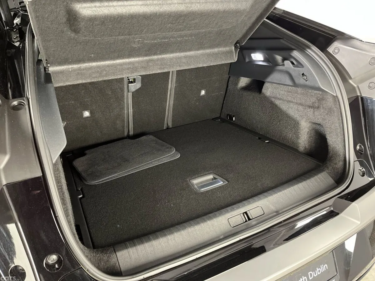 Peugeot 3008 SUV, Electric, 2025, Black
