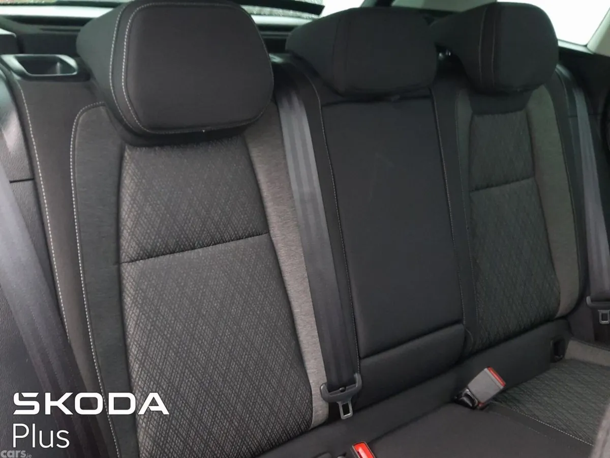 Skoda Karoq SUV, Diesel, 2024, Grey