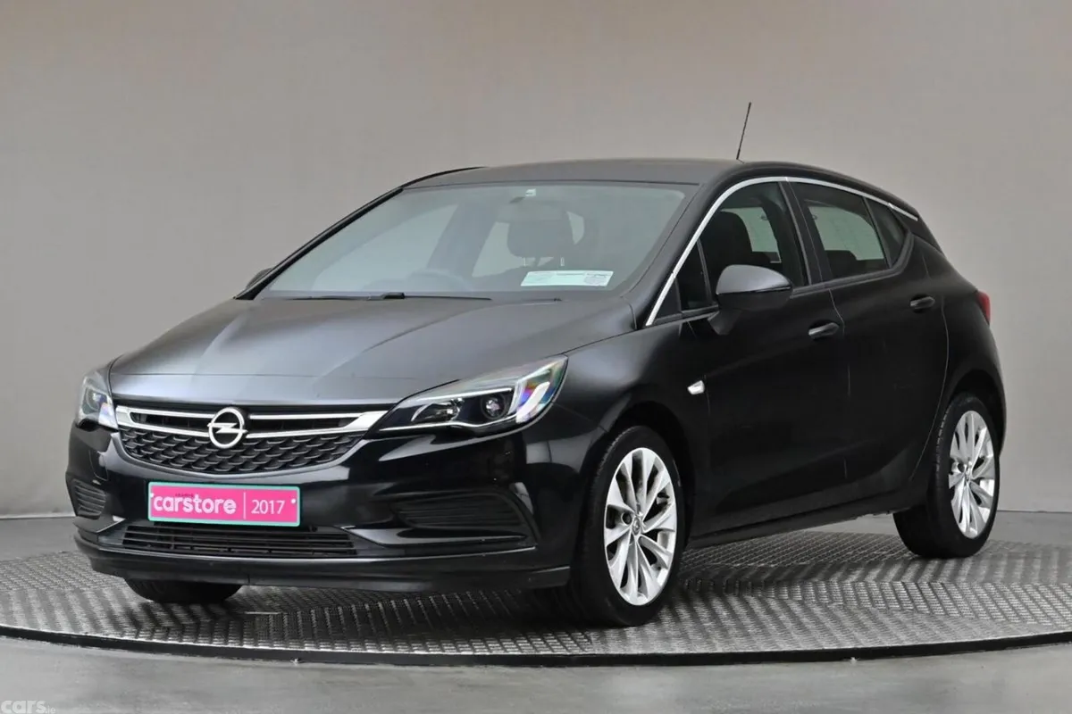 Opel Astra Hatchback, Diesel, 2017, Black
