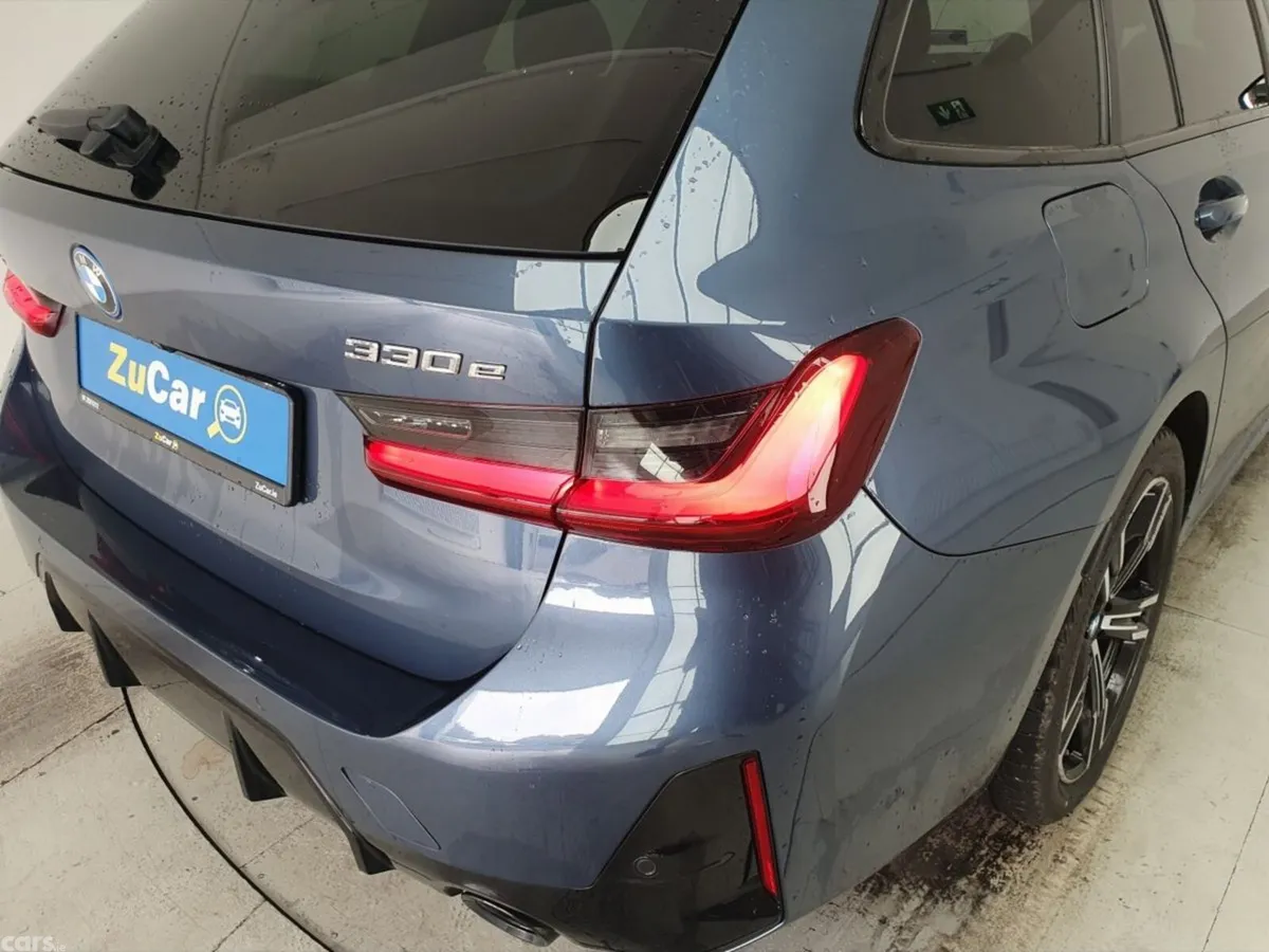 BMW 3-Series Estate, Petrol Plug-in Hybrid, 2025, Blue