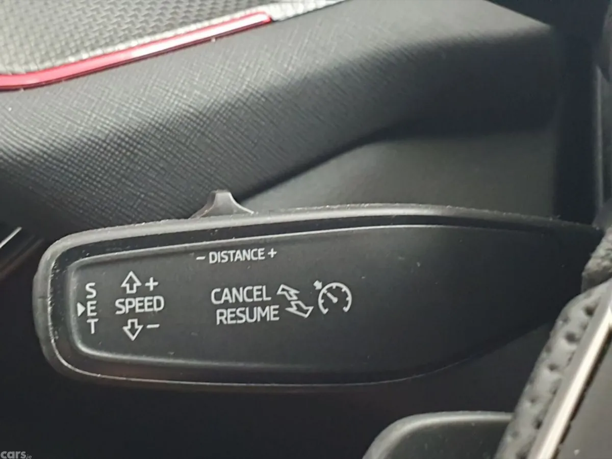 Skoda Kodiaq SUV, Petrol Plug-in Hybrid, 2026, Grey