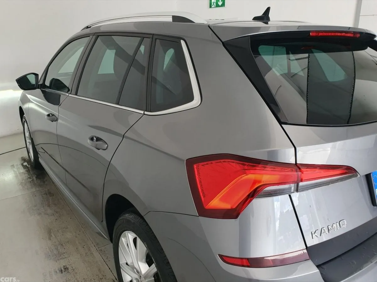Skoda Kamiq Hatchback, Petrol, 2022, Grey