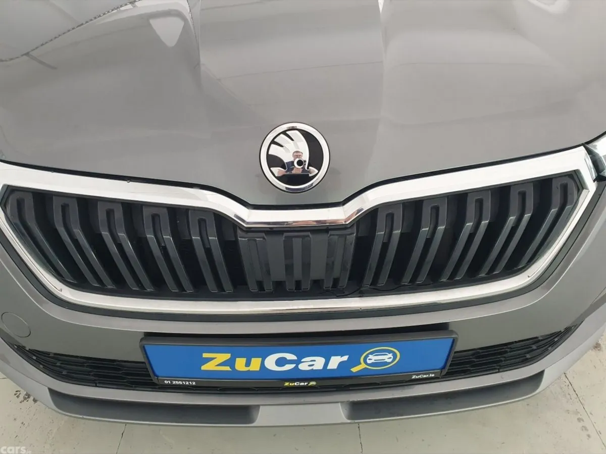 Skoda Kamiq Hatchback, Petrol, 2022, Grey