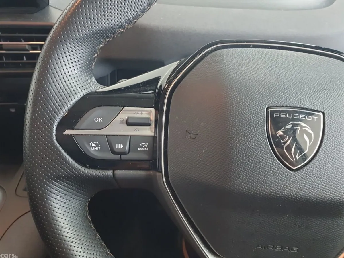 Peugeot Rifter MPV, Electric, 2025, Black