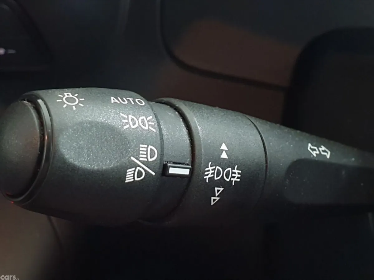 Peugeot Rifter MPV, Electric, 2025, Black
