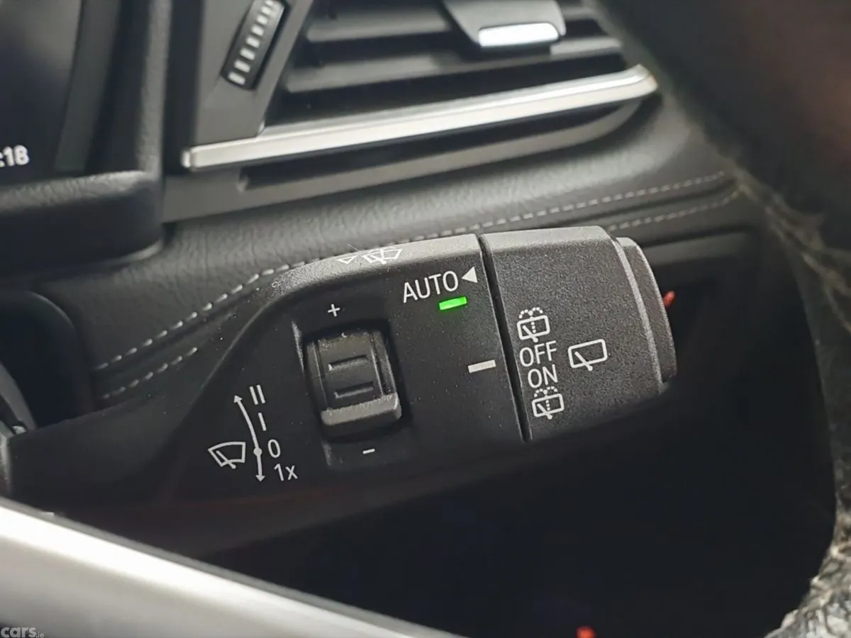 BMW 2-Series MPV, Petrol Hybrid, 2021, Black