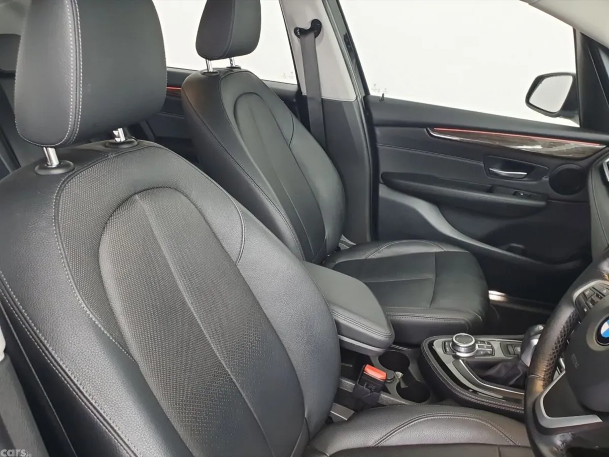 BMW 2-Series MPV, Petrol Hybrid, 2021, Black