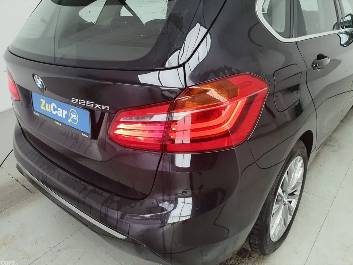 BMW 2-Series MPV, Petrol Hybrid, 2021, Black