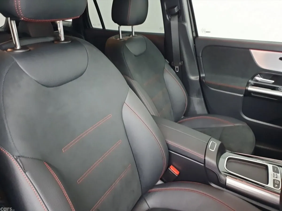 Mercedes-Benz GLA SUV, Petrol Plug-in Hybrid, 2025, Black