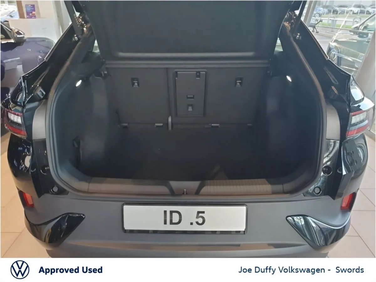 Volkswagen ID.5 Estate, Electric, 2026, Black