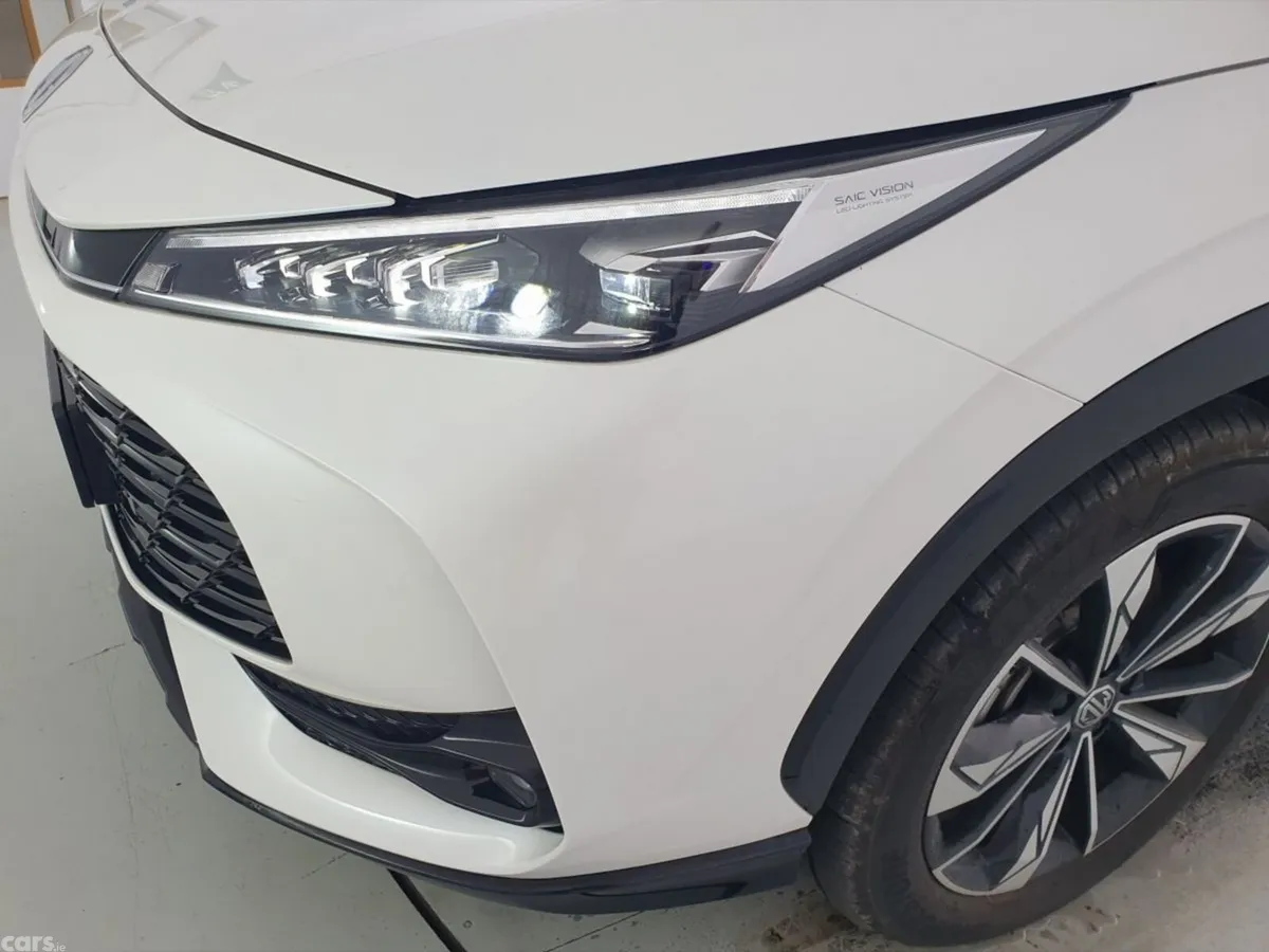 MG HS SUV, Petrol Plug-in Hybrid, 2025, White
