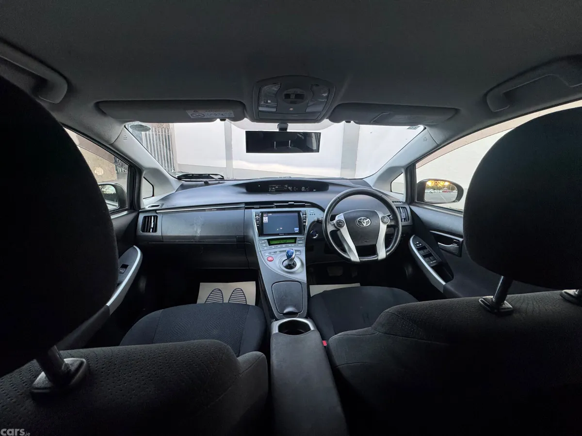 Toyota Prius Hatchback, Petrol Hybrid, 2015, Black