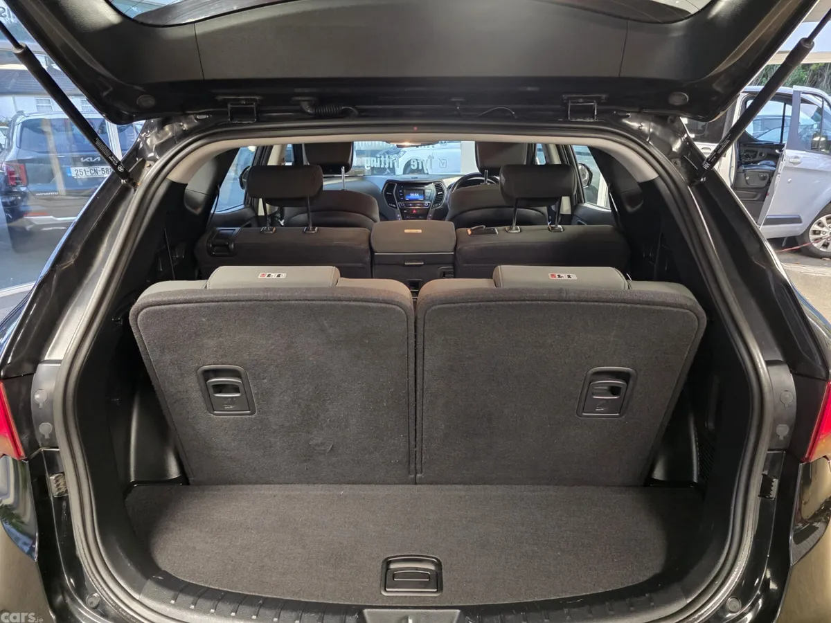 Hyundai Santa Fe SUV, Diesel, 2018, Black