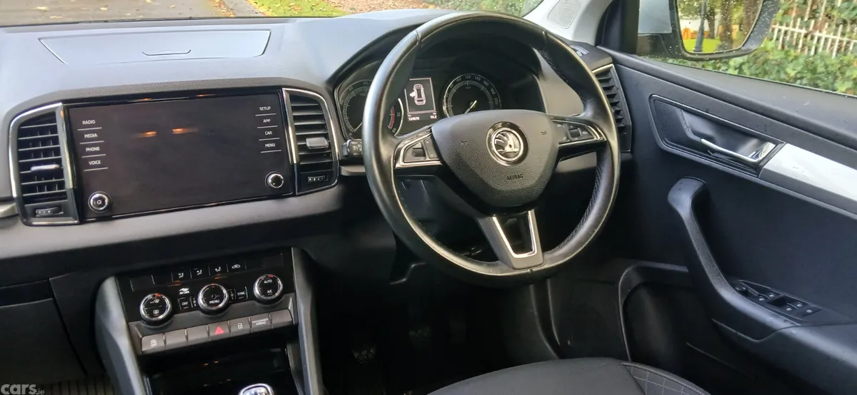 Skoda Karoq SUV, Petrol, 2018, Silver