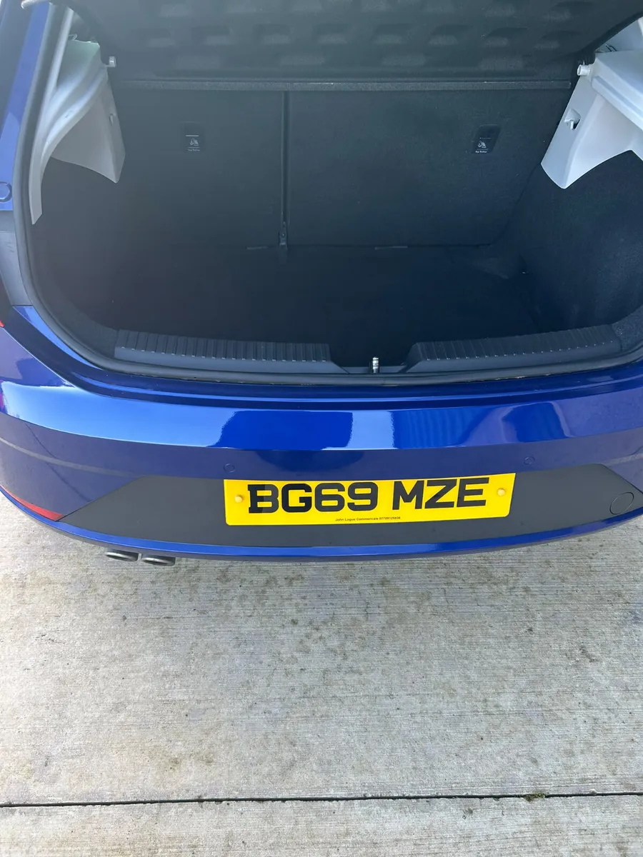 SEAT Leon Hatchback, Diesel, 2019, Blue