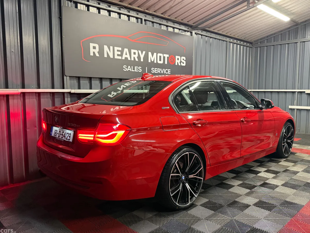 BMW 3-Series Saloon, Petrol Plug-in Hybrid, 2018, Red